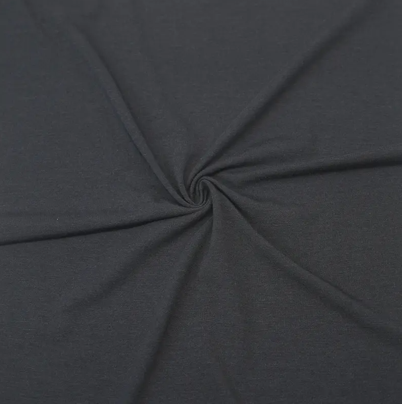 Cái nào tốt hơn, lông cừu hay vải giữ nhiệt?